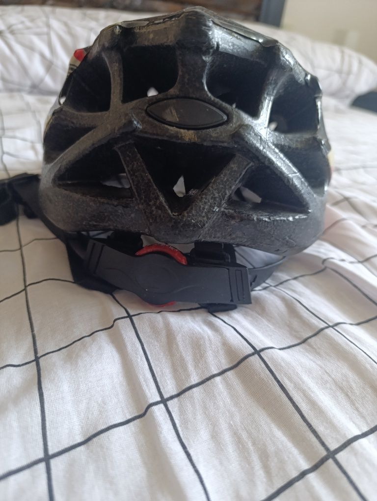 Kask rowerowy rozmiar L