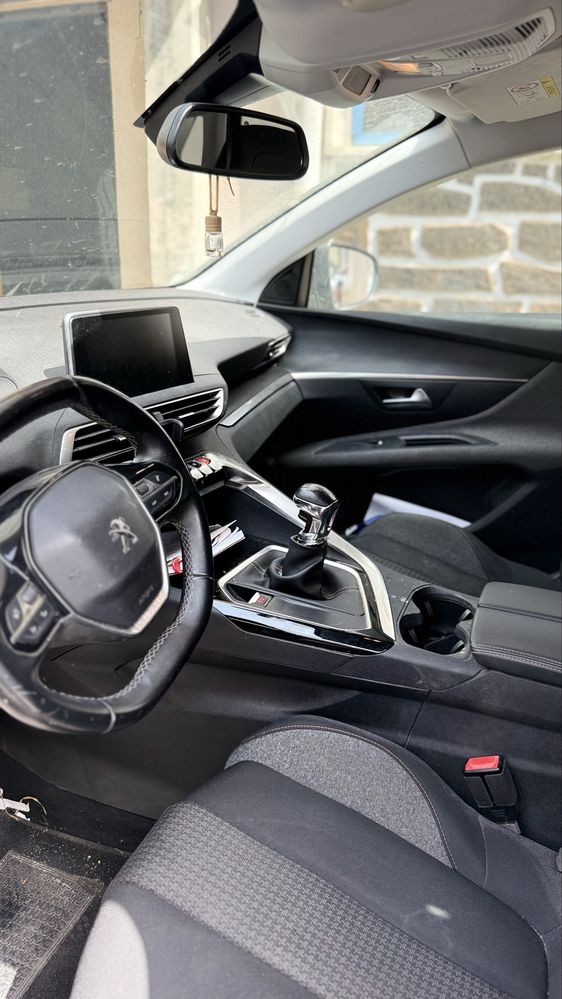 Peugeot 3008 1.5 BlueHDi 130cv
