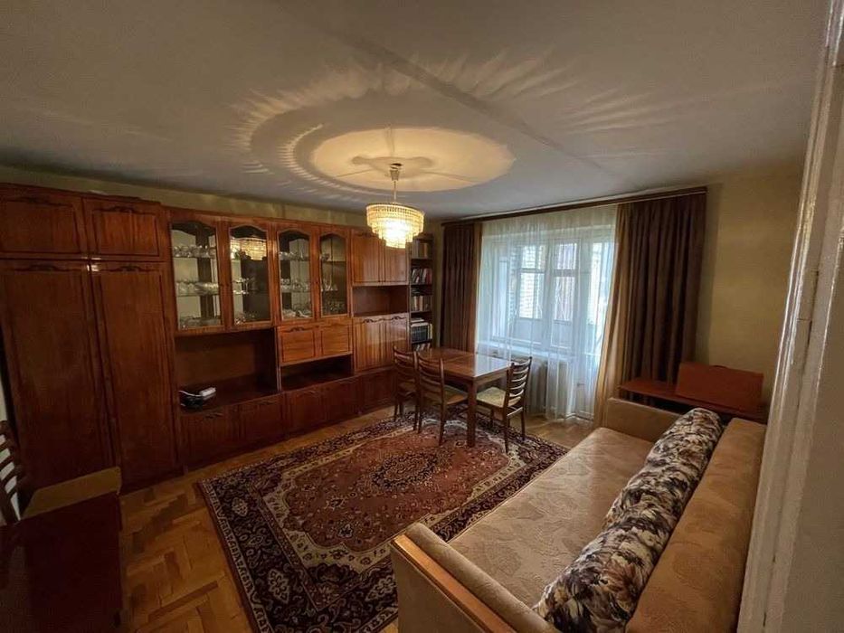 Здається 2-к квартира по вул. Івана-Теодозія Куровця