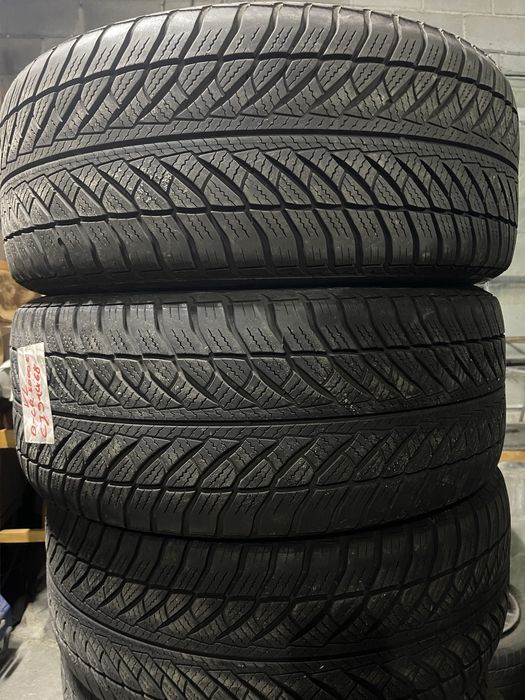 Резина Зима б/у Goodyear 245/45R18