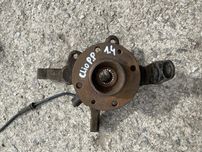 Renault Clio 2 ll 1.4 zwrotnica prawa prawy przod