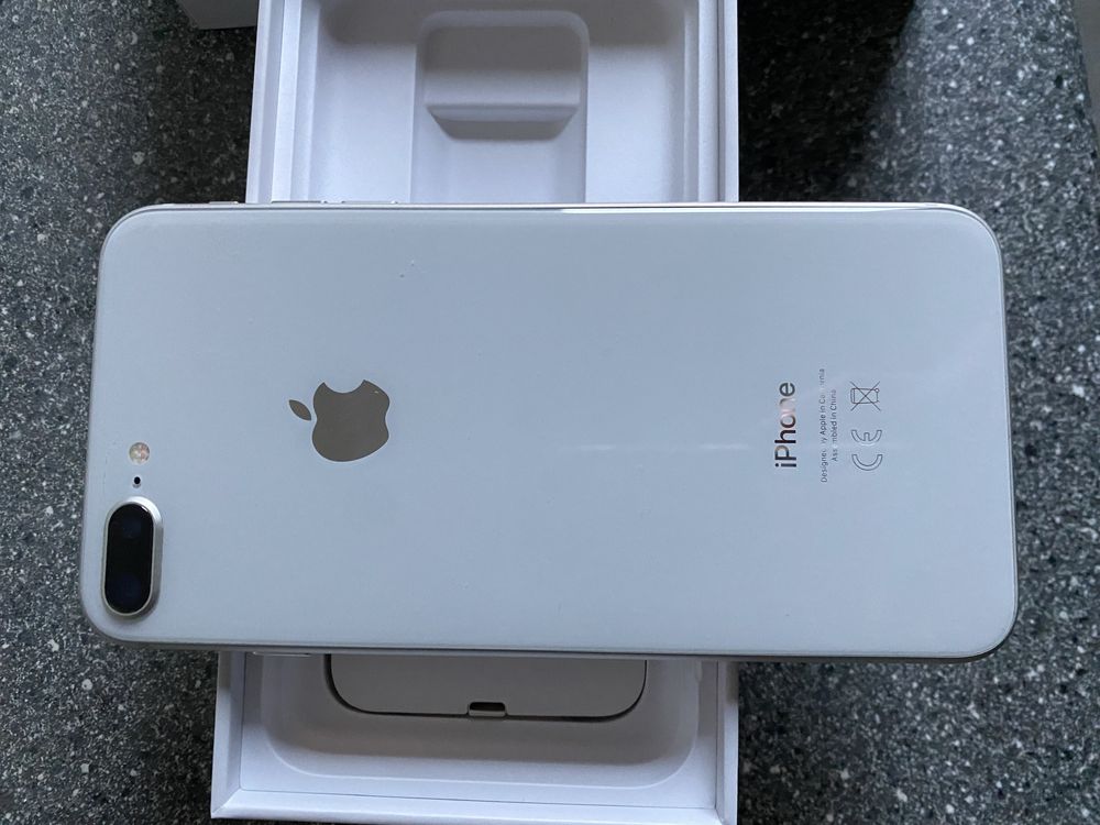 iPhone 8 Plus 256 GB silver srebny