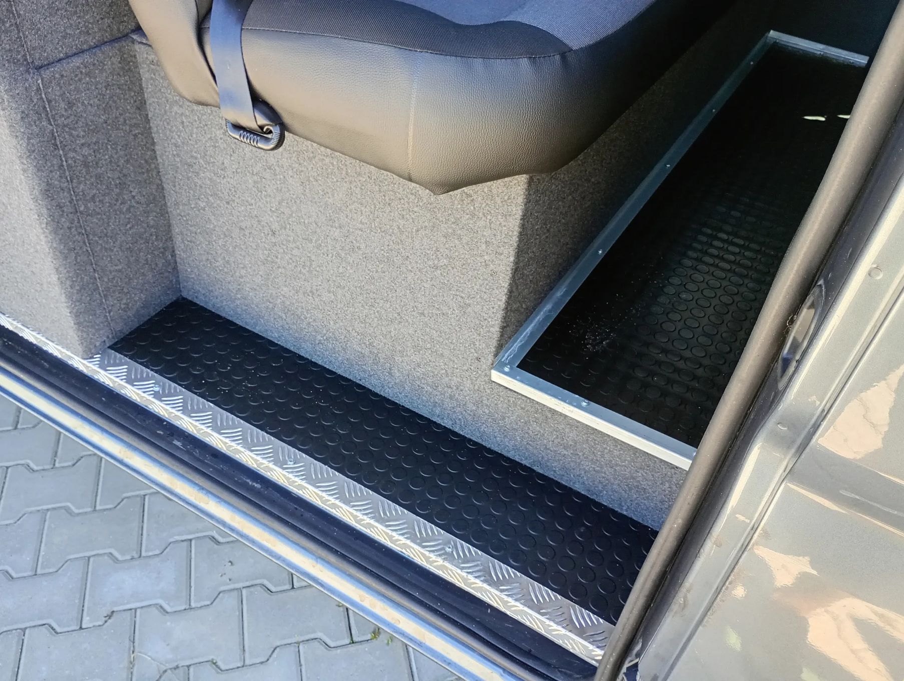 Fiat DUCATO L4H2 MAXI BRYGADÓWKA 7 OSÓB KLIMA TEMPOMAT CZUJNIKI NR.90  brygadówka 7 osób, homologacja ciężarowa, klima, navi, nr.90