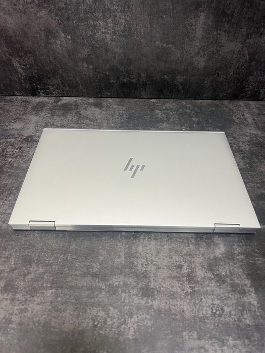 HP EliteBook x360 1040 G8 i5-1135G8 16 RAM 256 SSD IPS 14" touch