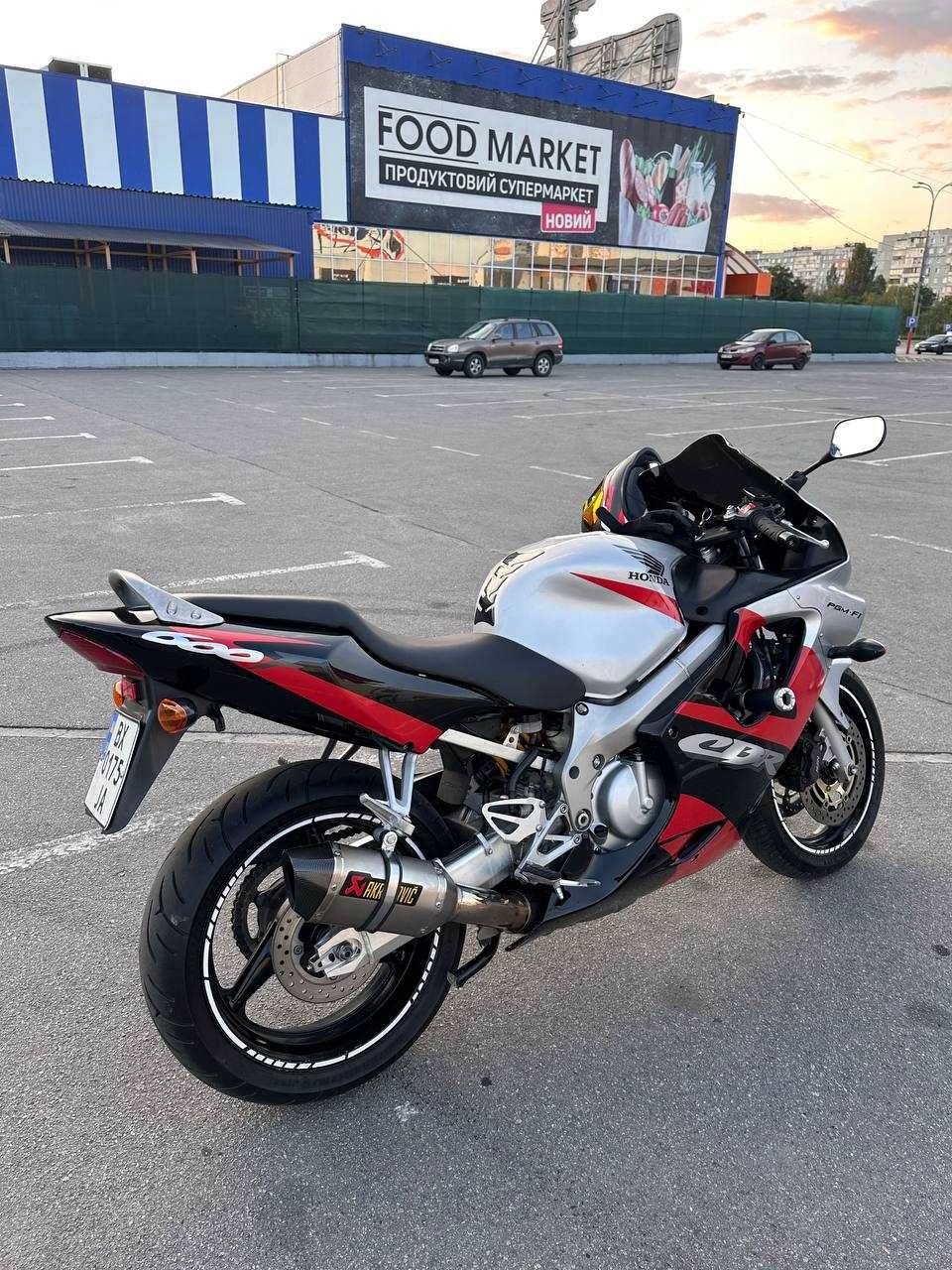 Honda CBR 600F4i