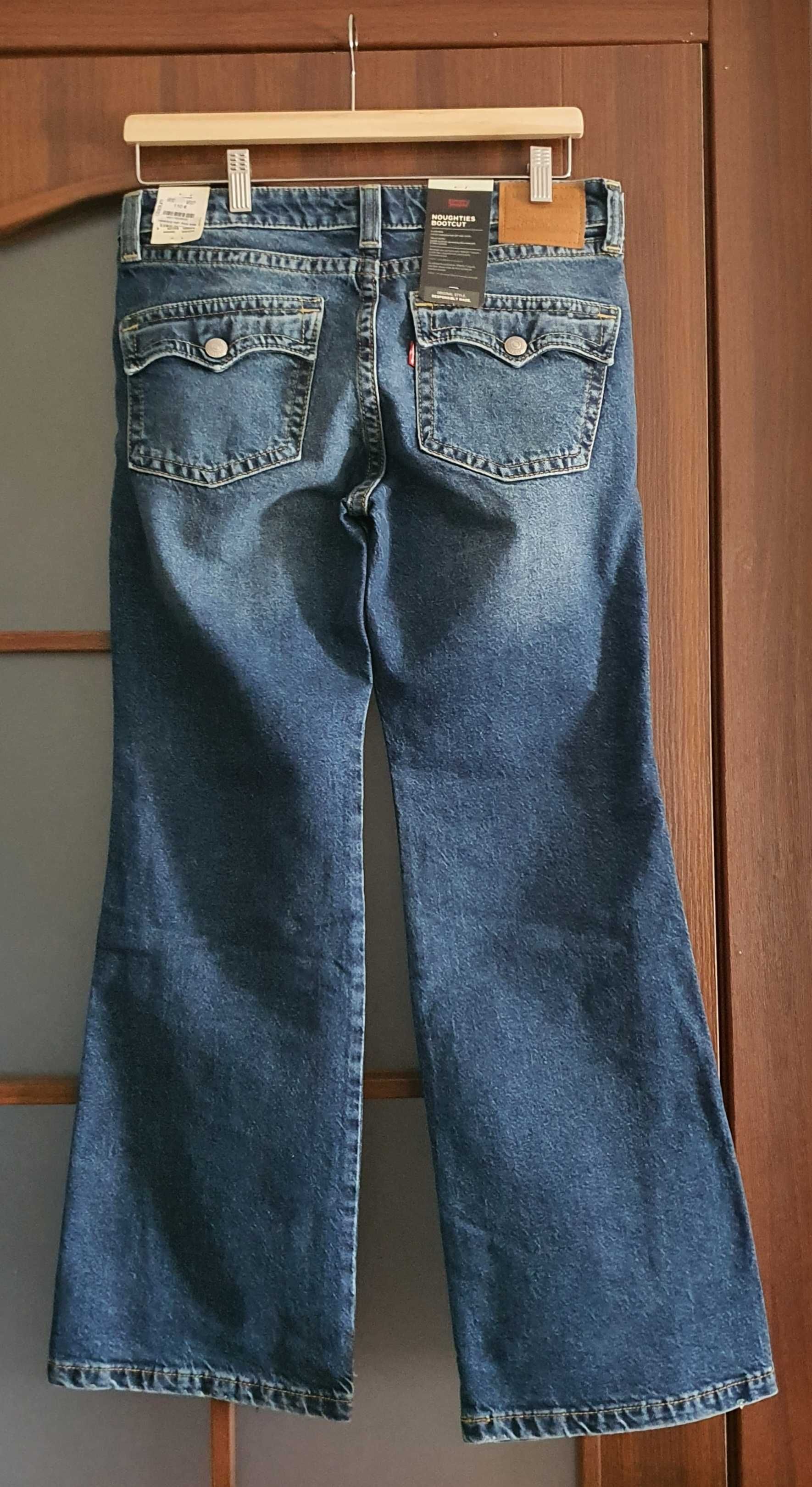 Джинсы женские Levis bootcut W28L30