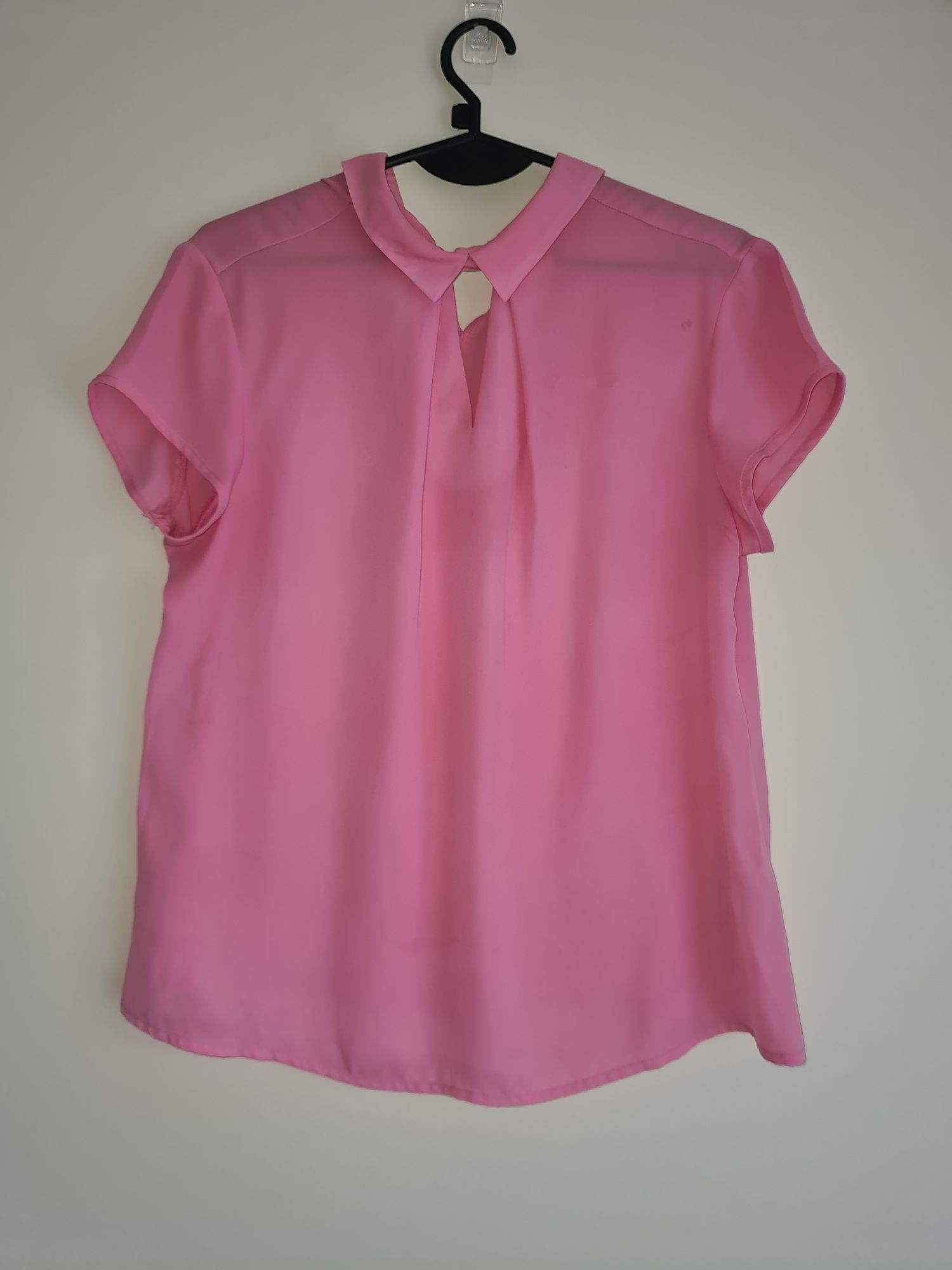 Różowa koszula damska krótki rękaw