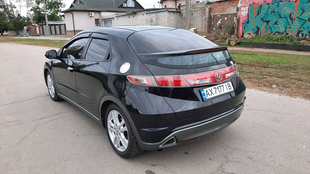 Honda Civic 5D 2010 р 1.8 АТ газ 96000 км пробіг
