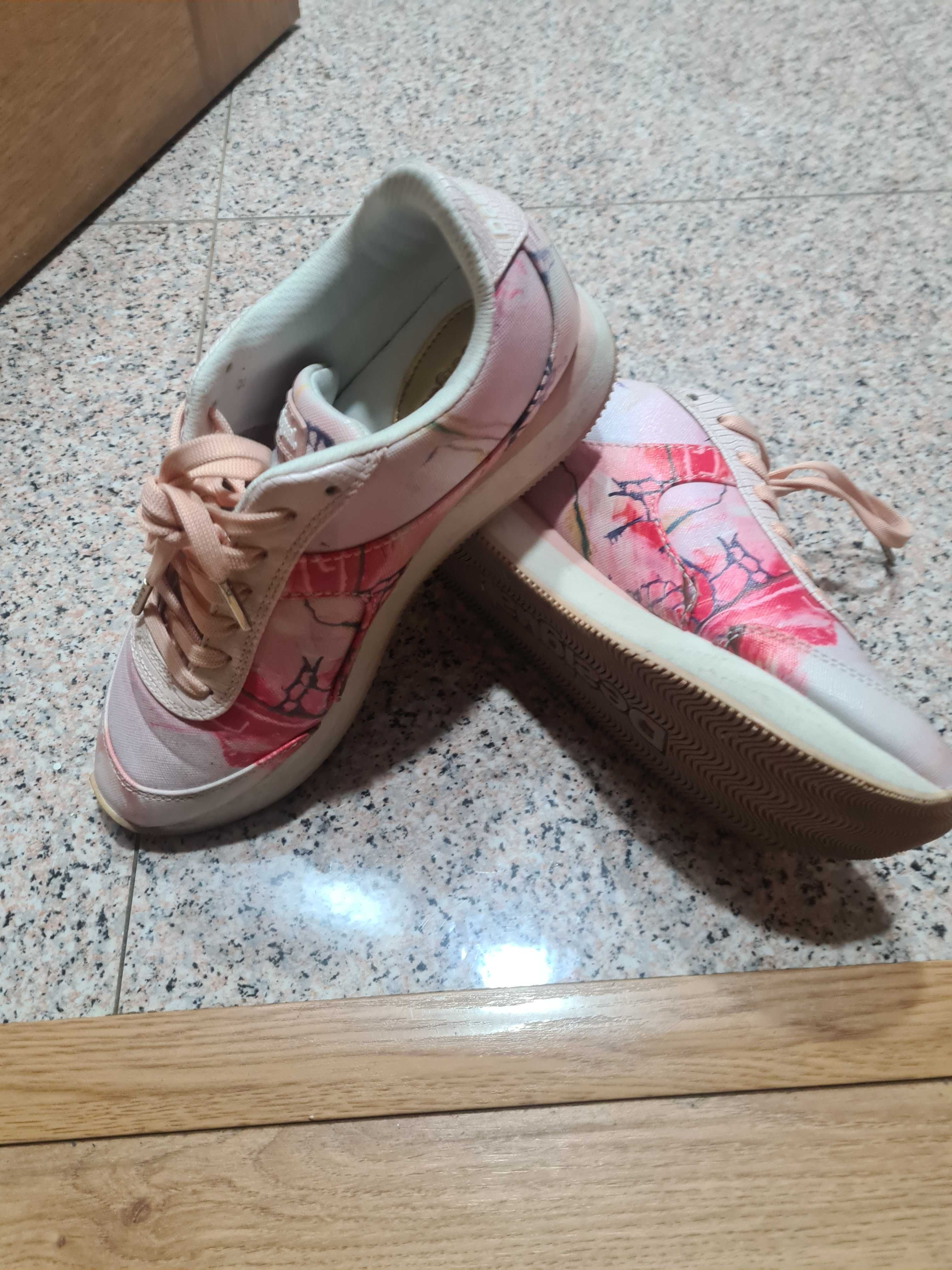 Tenis da Desigual