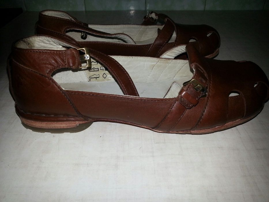 Новые коричневые женские сандалии/балетки Dr. Martens 38 размер