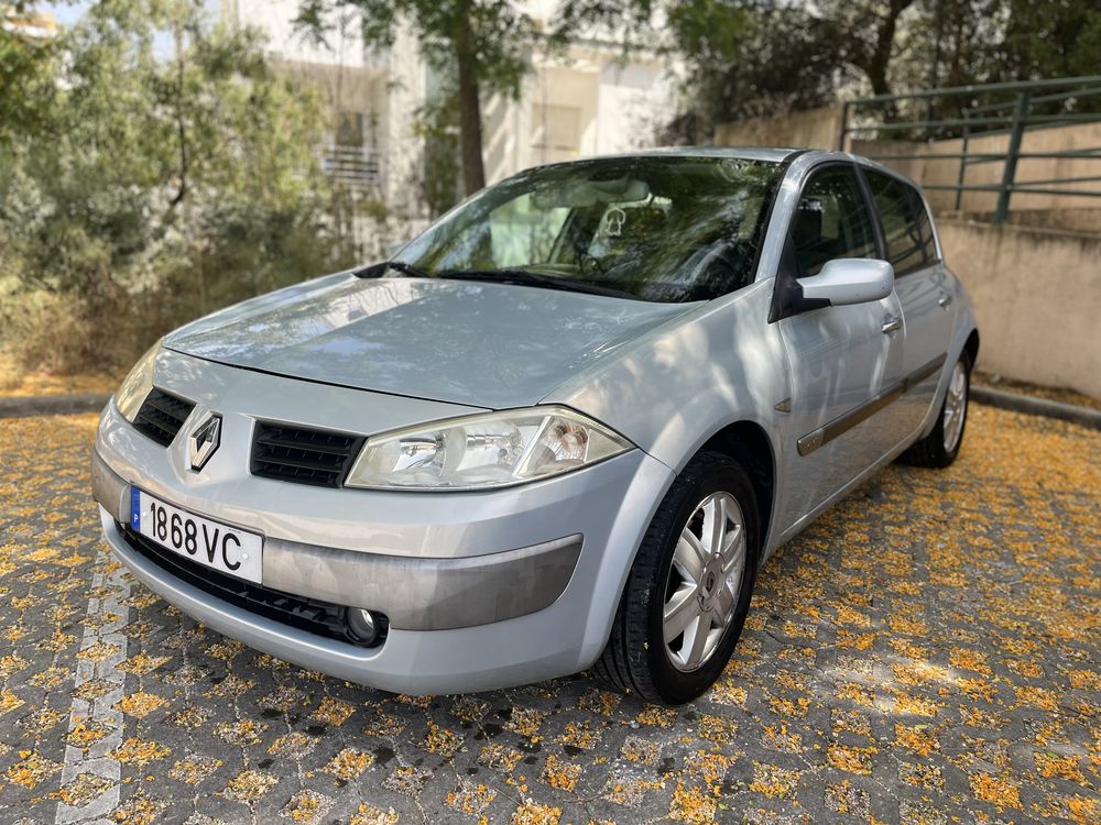 Renault Megane 1.5DCI 5 portas Gasoleo Ar condicionado