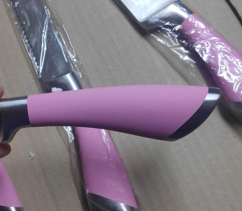 Komplet ostrych noży w wachlarzu bez 1 szt