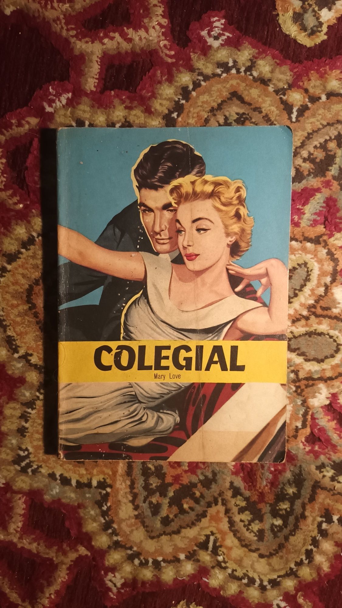 Lote de livros antigos