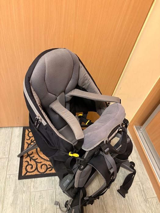 Nosidło turystyczne Deuter Kid Comfort Pro czarne szare