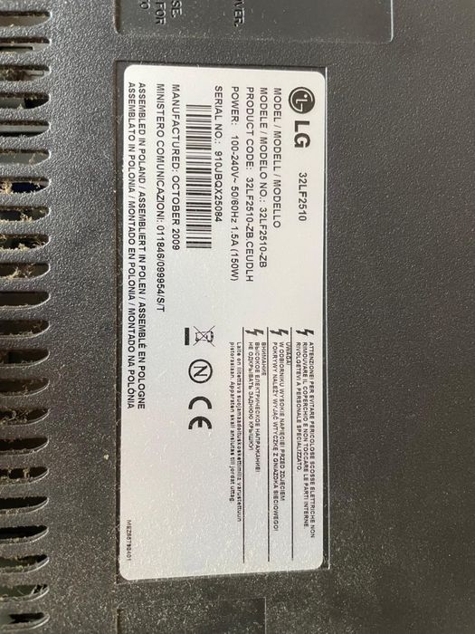 Televisão LCD LG 32" modelo 32LF2510. A funcionar perfeitamente