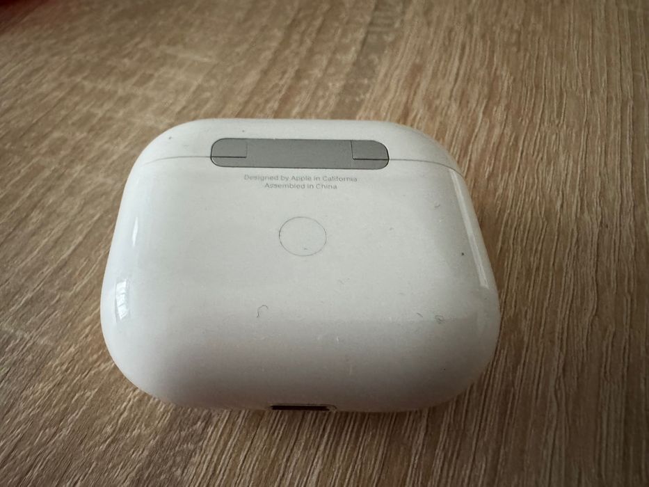Кейс от AirPods 3