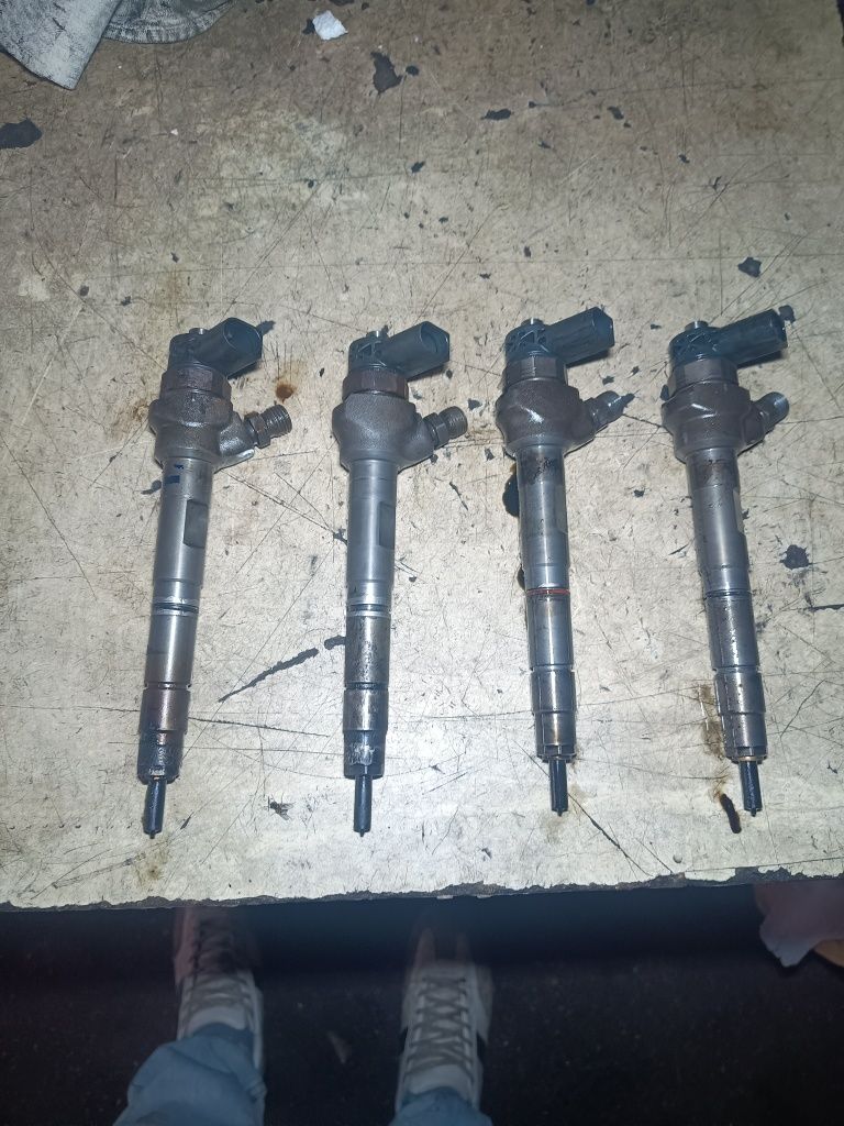 Wtryski wtrysk 2.0tdi VW Crafter I oryginał gwarancja komplet