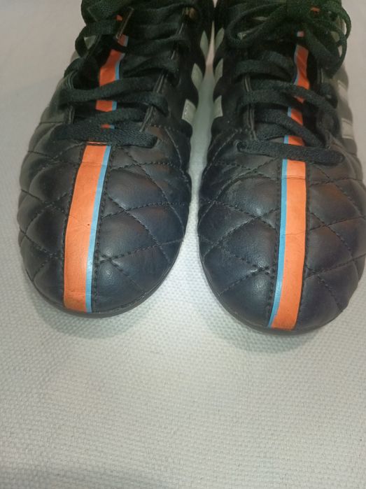 Бутси Adidas р. 38 2/3 у відмінному стан
