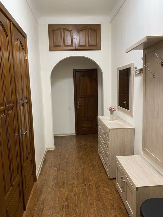 2 кімнатні арартаменти на Хрещатику біля метро