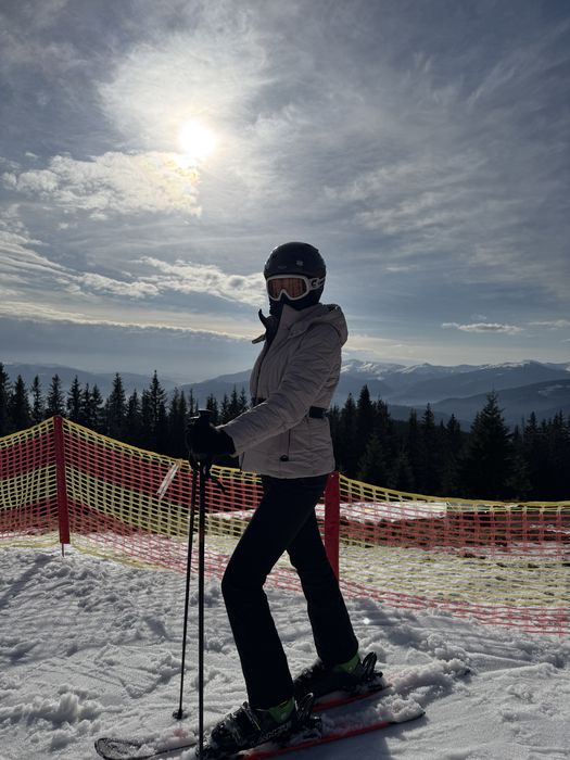 Лижний костюм жіночій