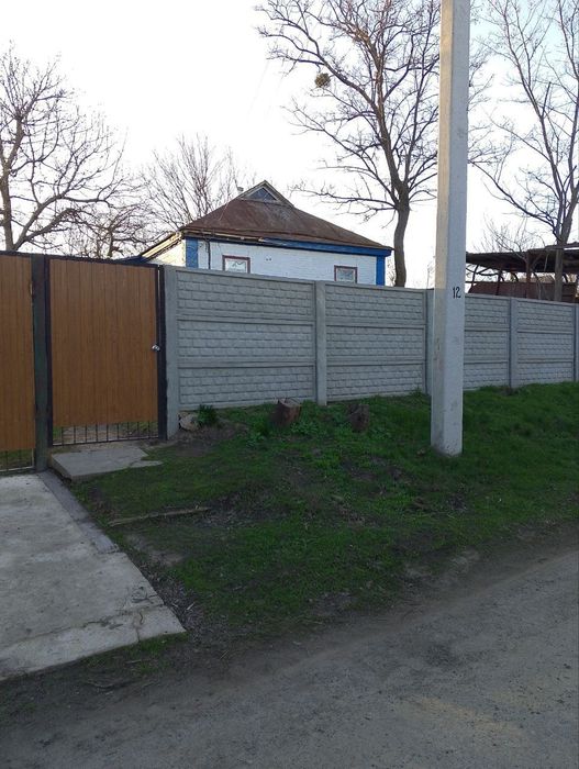 Продається будинок в розвиненому селі Ротмистрівка Черкаської області