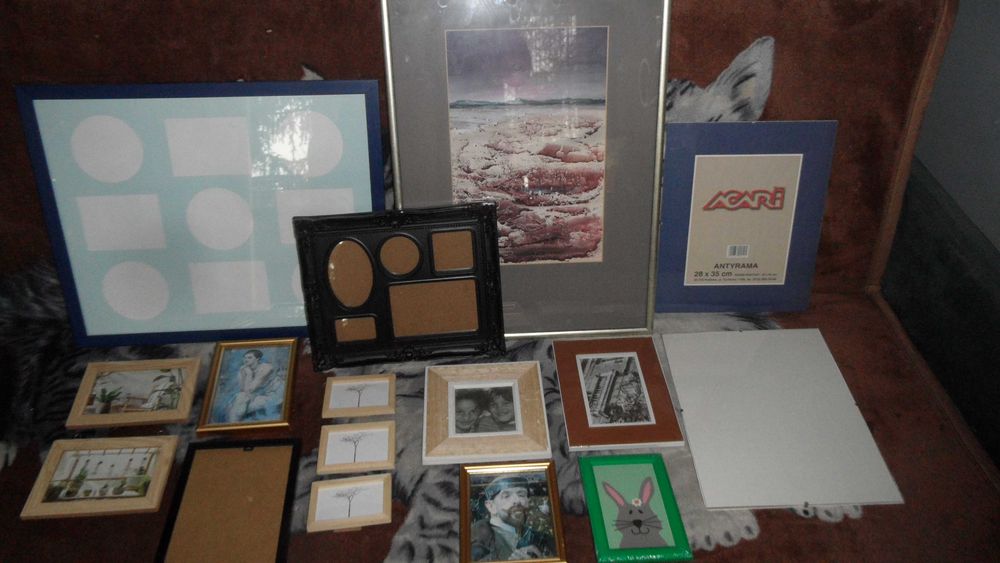 Różne ramki do zdjęć 16 sztuk