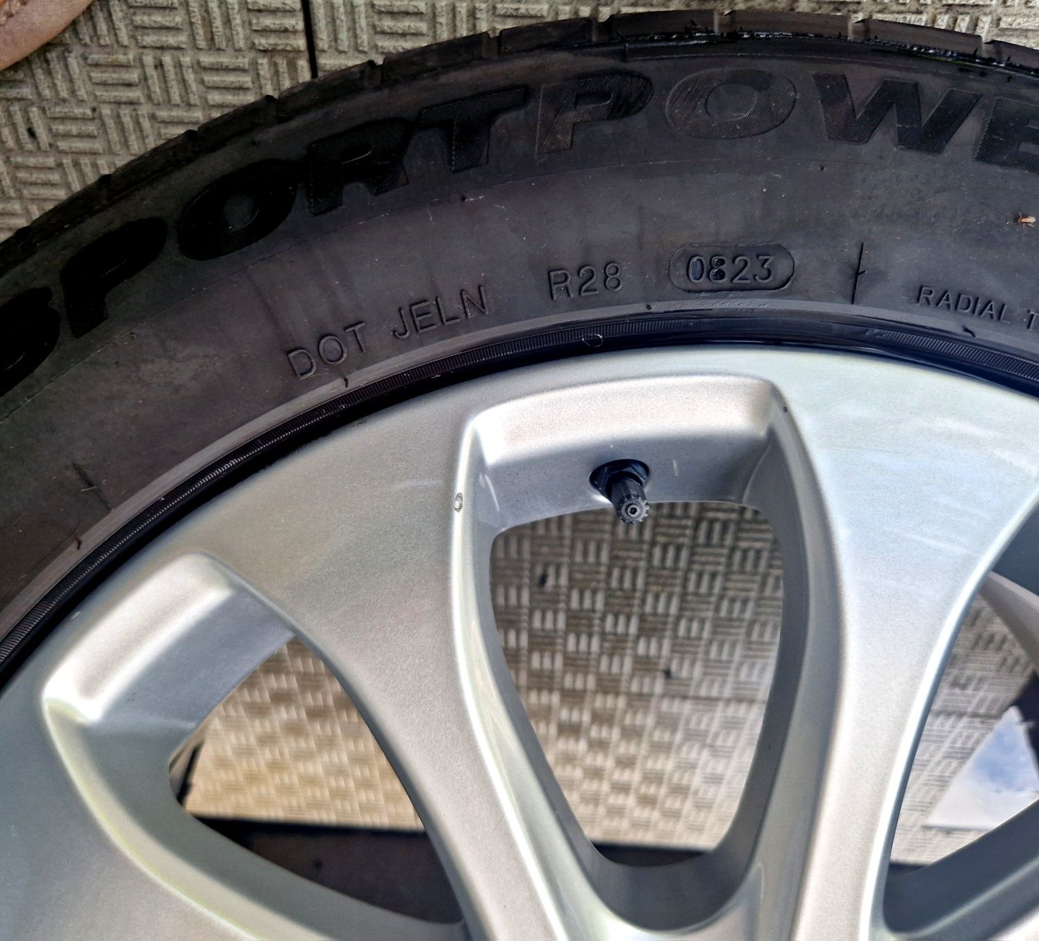 Jantes original 17 Mercedes com pneus s/novos