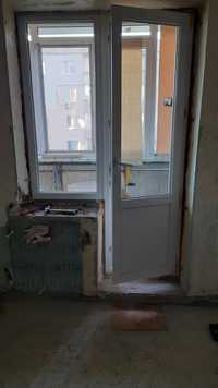 Металлопластиковые окно и дверь