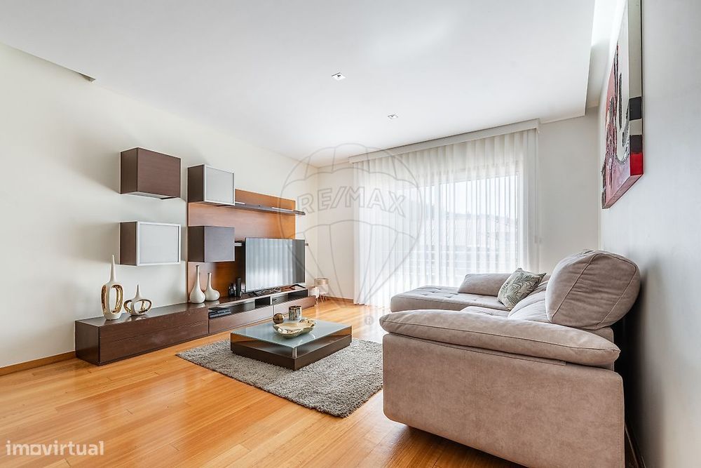 Moradia à venda em Arnoso Sta. Maria - Vila Nova de Famalicão