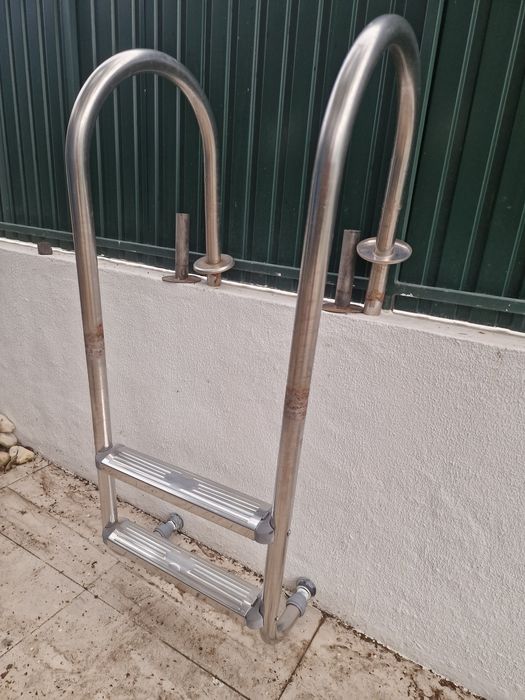 Escada inox piscina desmontável