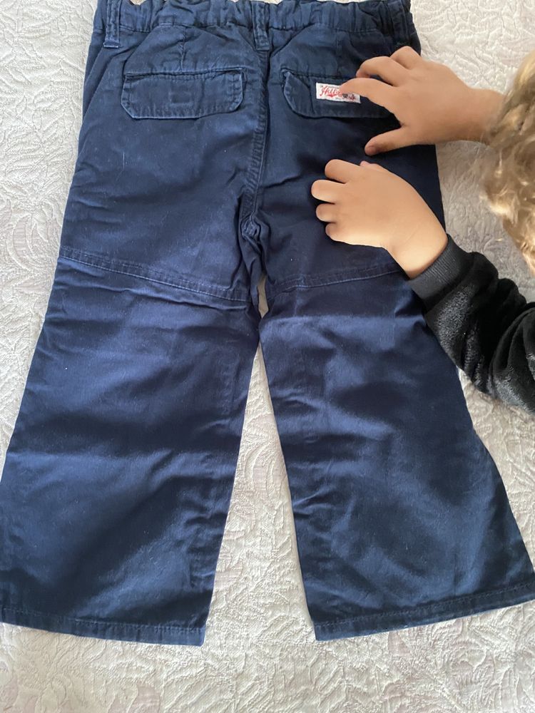Lote roupa conjunto calças Tommy Hilfiger e camisas menino 2 anos