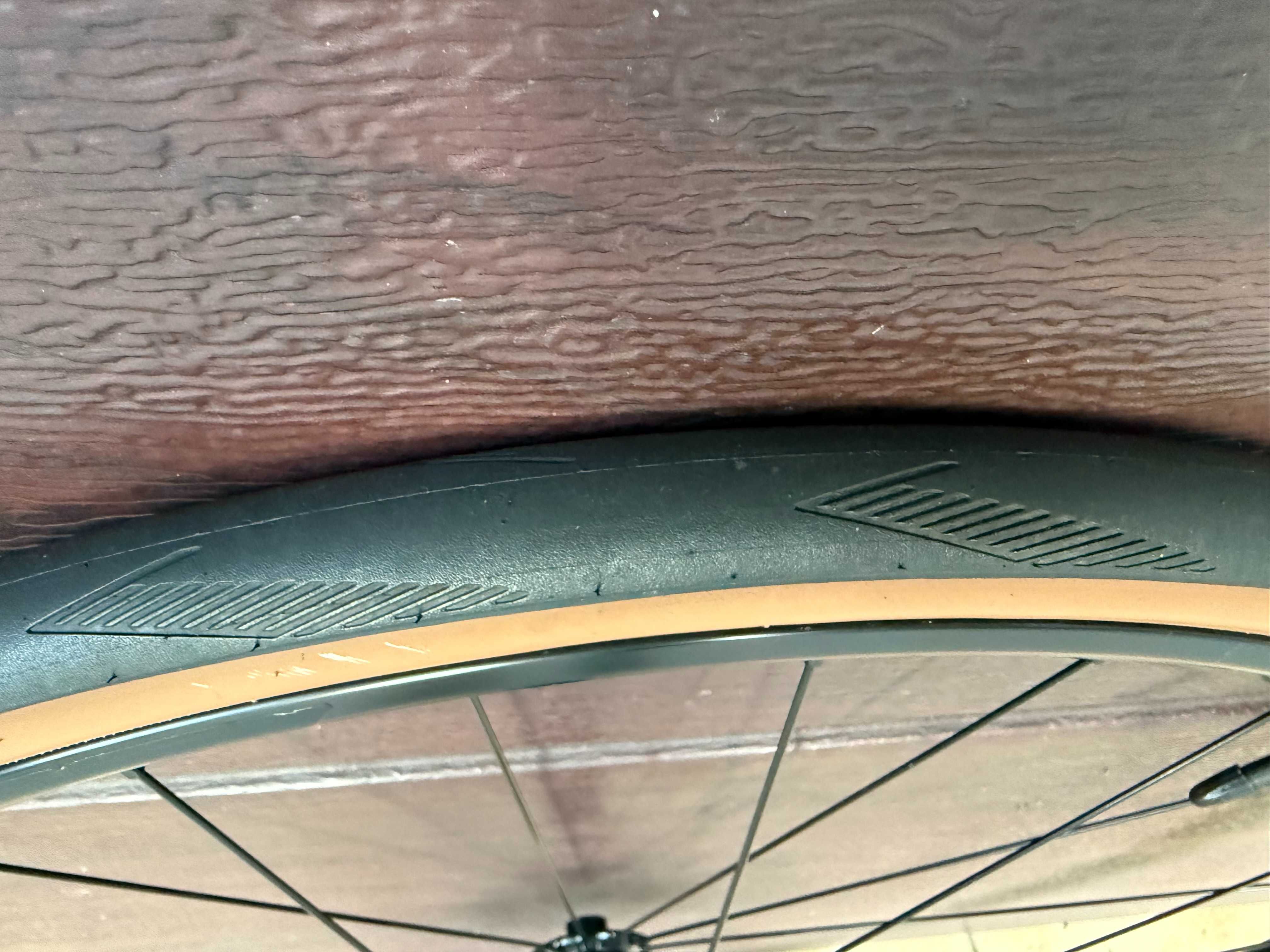 Kompletne koła rowerowe Fulcrum Racing 900 DB