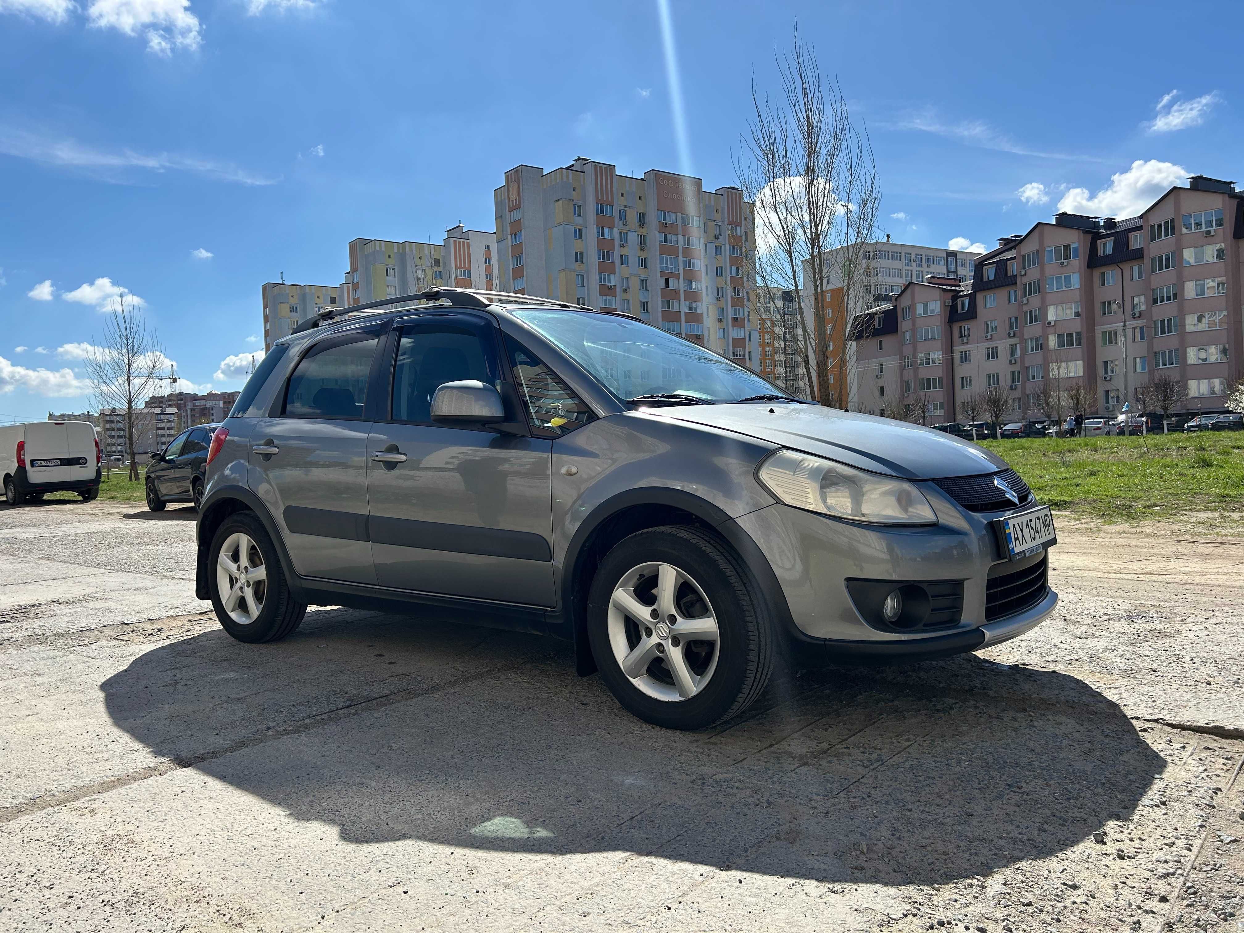 Продам своє авто Suzuki SX4