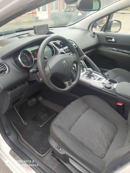 Продам авто peugeot 3008 2.0 гібрид