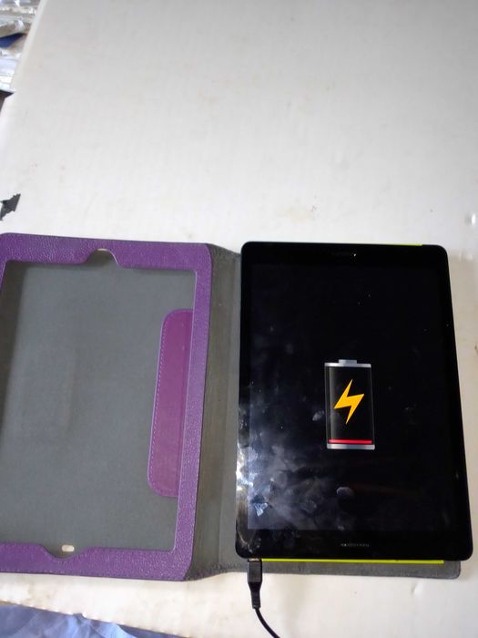 Планшет електроніка