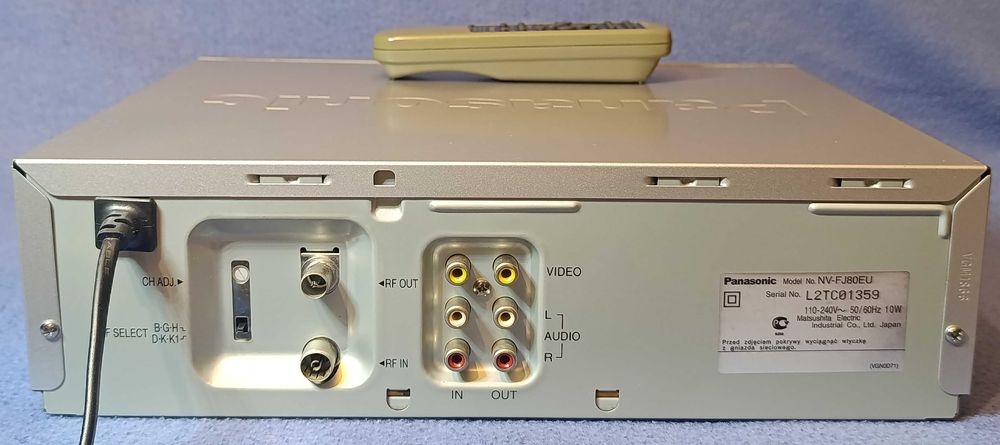 Panasonic NV-FJ80EU (stereo звук).