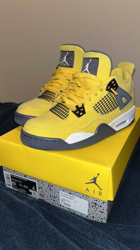 Nike Jordan 4 retro Lightning  39