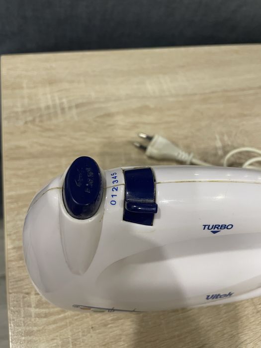 Міксер Vitek optimal