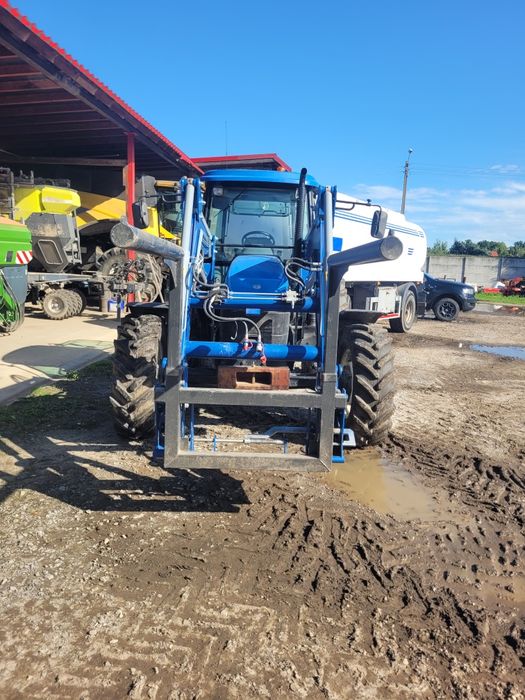 New holland td95d + ładowacz