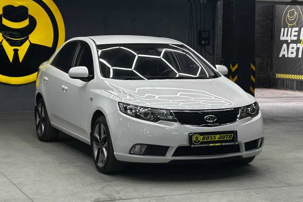 Kia Cerato 2011 року