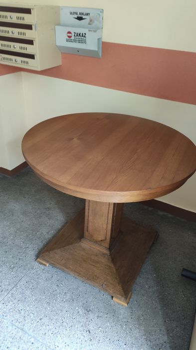 Okrągły solidny stół 90cm na jednej nodze