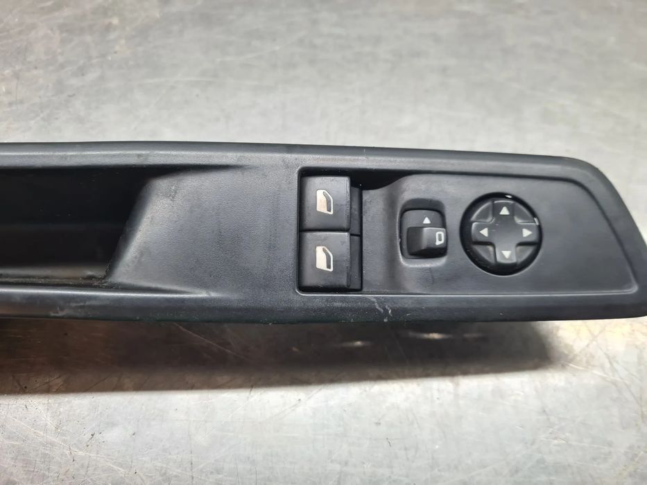 Comando / botão / interruptor vidros frente esquerdo CITROËN Jumpy III