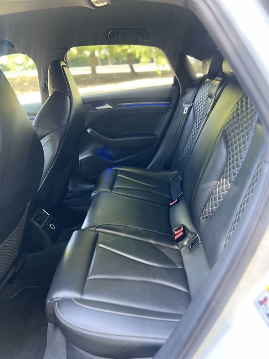 Audi A3 Limousine S-Line 2.0 TDI Look RS3