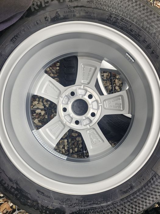 Koła zimowe Oryginalne Skoda Fabia 15" 5x100 Continental 185/65