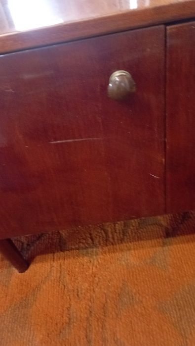 Продам трюмо б/у