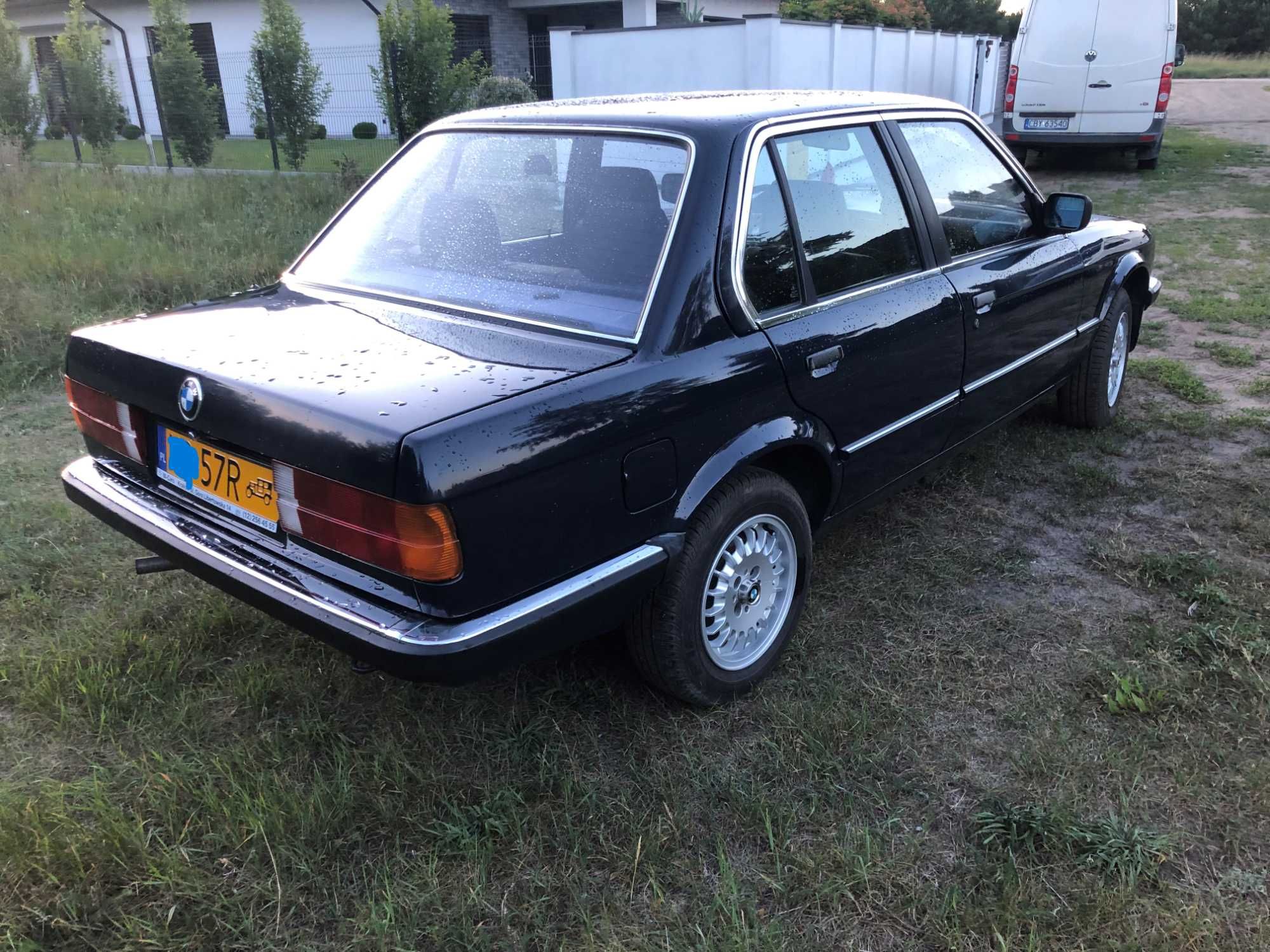 BMW Seria 3 E-30 1.8i Wąska lampa