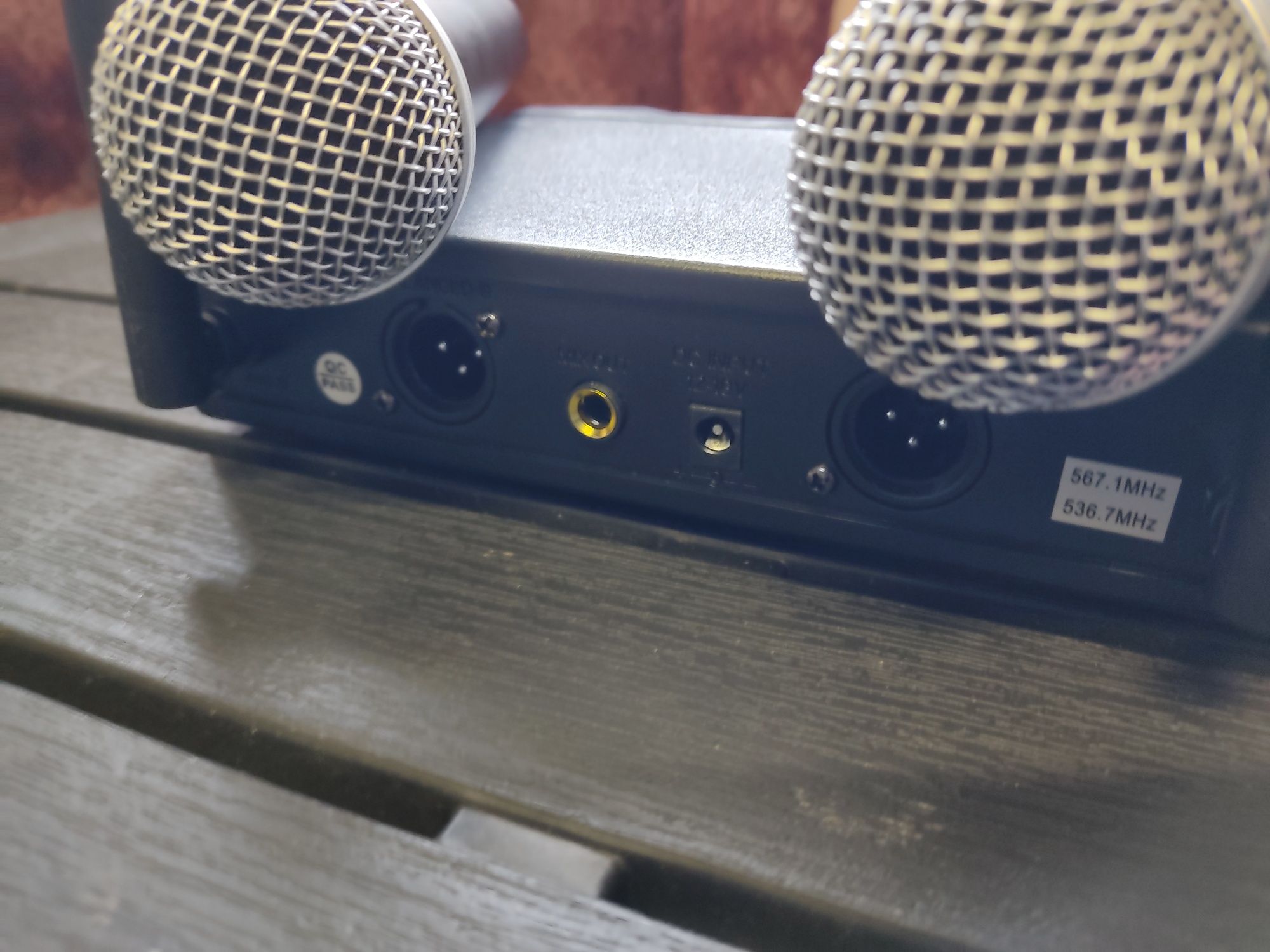 Microfones sem fio profissionais novos UHF excelente qualidade