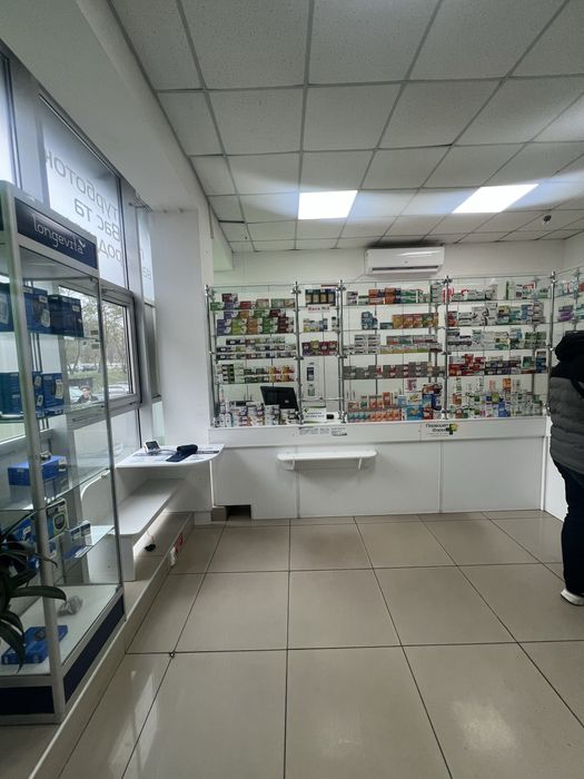 Оренда комерційного приміщення 56 кв.м на Корбутівці