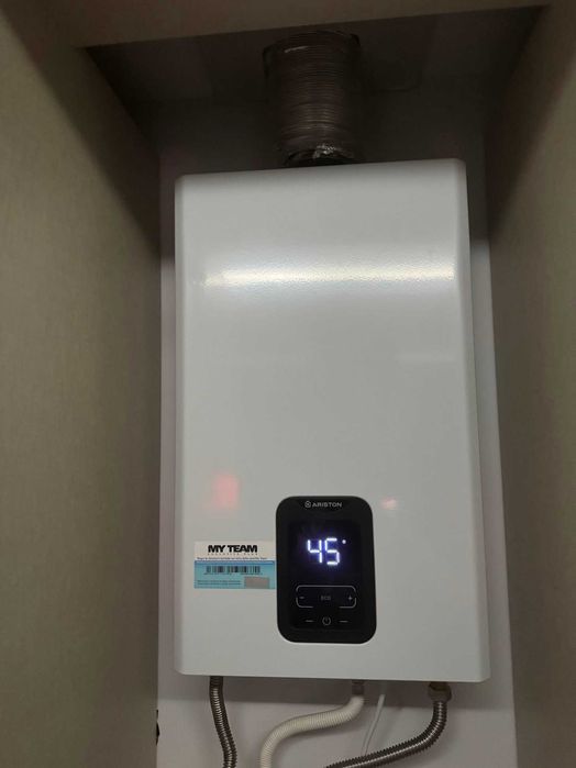 Esquentador a gás ventilado ARISTON NEXT EVO X OFT 17L BUTANO PROPANO