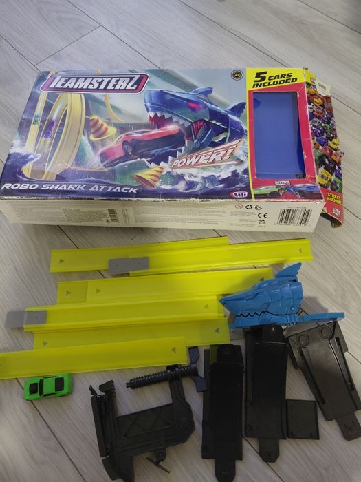 іграшковий набір "Трек на запуску Teamsterz Атака акули" (Robo Shark A